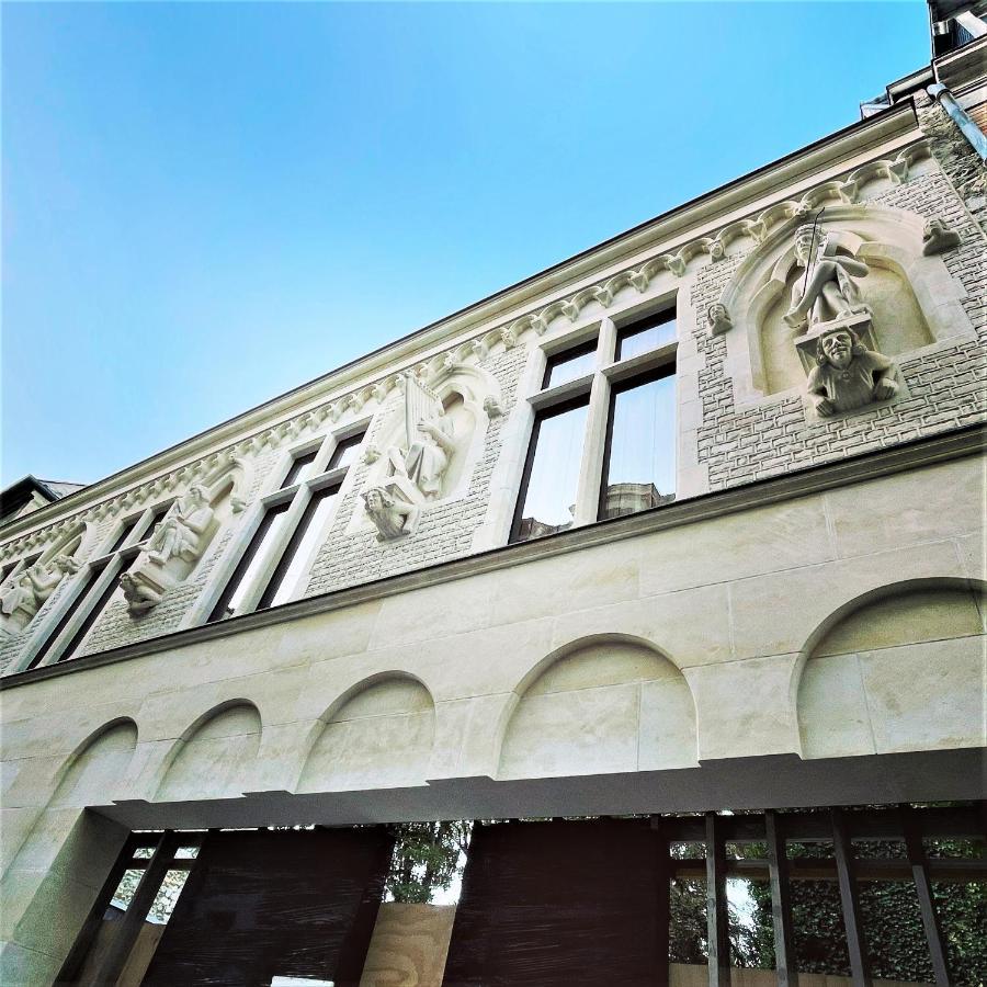 Charme De L'Ancien Pour Cet Appartement Entierement Renove Dans L'Hypercentre De Reims Bagian luar foto