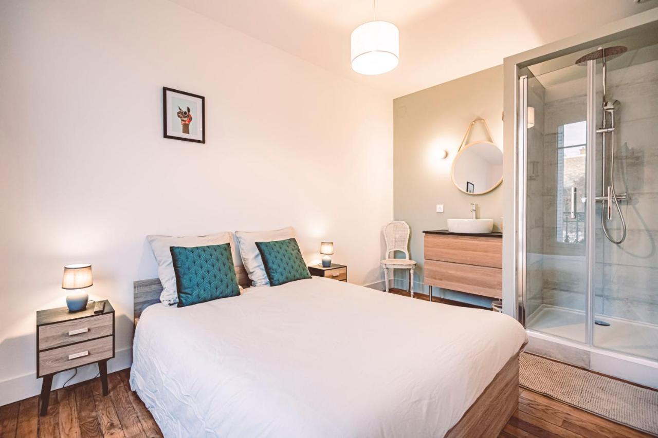 Charme De L'Ancien Pour Cet Appartement Entierement Renove Dans L'Hypercentre De Reims Bagian luar foto
