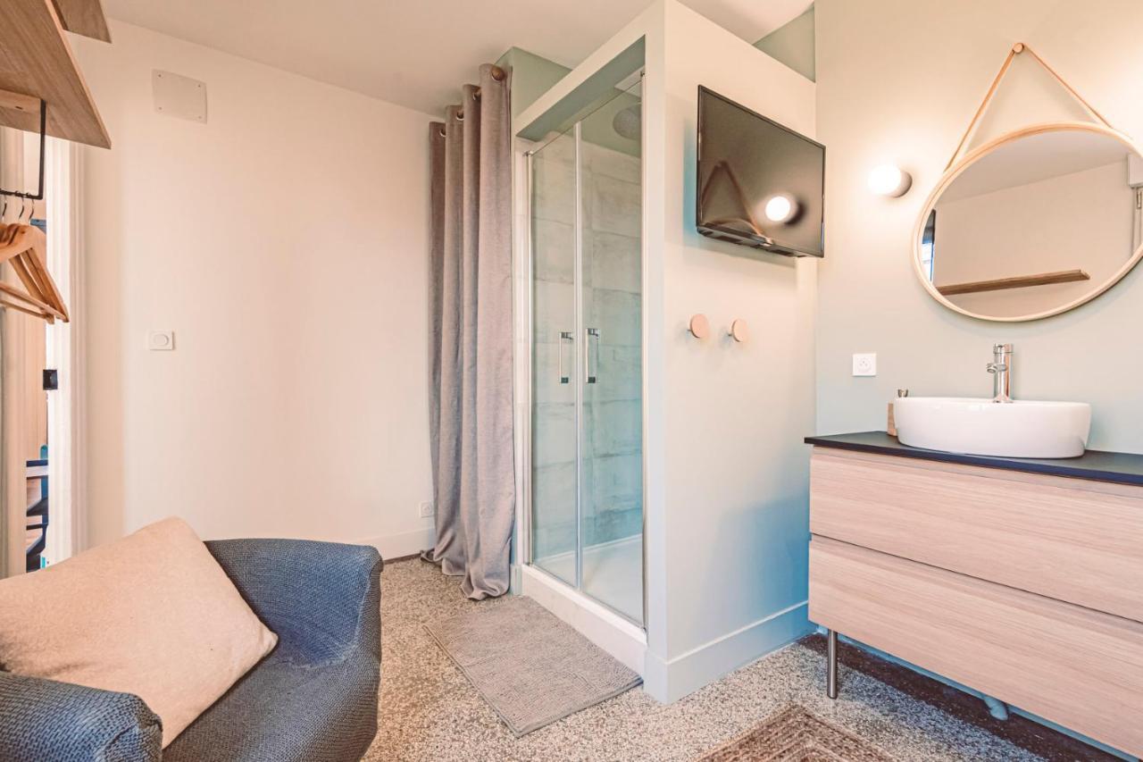 Charme De L'Ancien Pour Cet Appartement Entierement Renove Dans L'Hypercentre De Reims Bagian luar foto