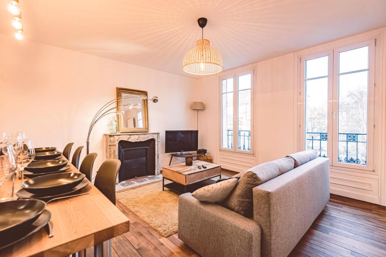 Charme De L'Ancien Pour Cet Appartement Entierement Renove Dans L'Hypercentre De Reims Bagian luar foto